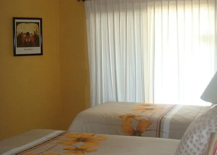 Marina Sol 4*